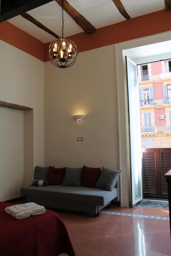 Mergellina 121 Apartment'S Rooms Napoli Bagian luar foto