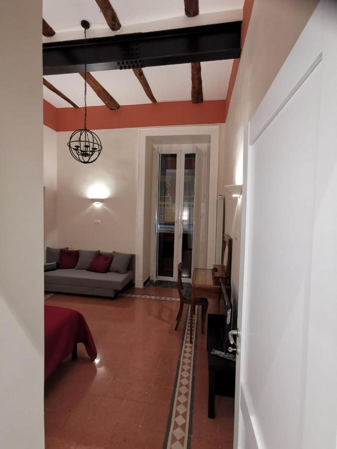 Mergellina 121 Apartment'S Rooms Napoli Bagian luar foto